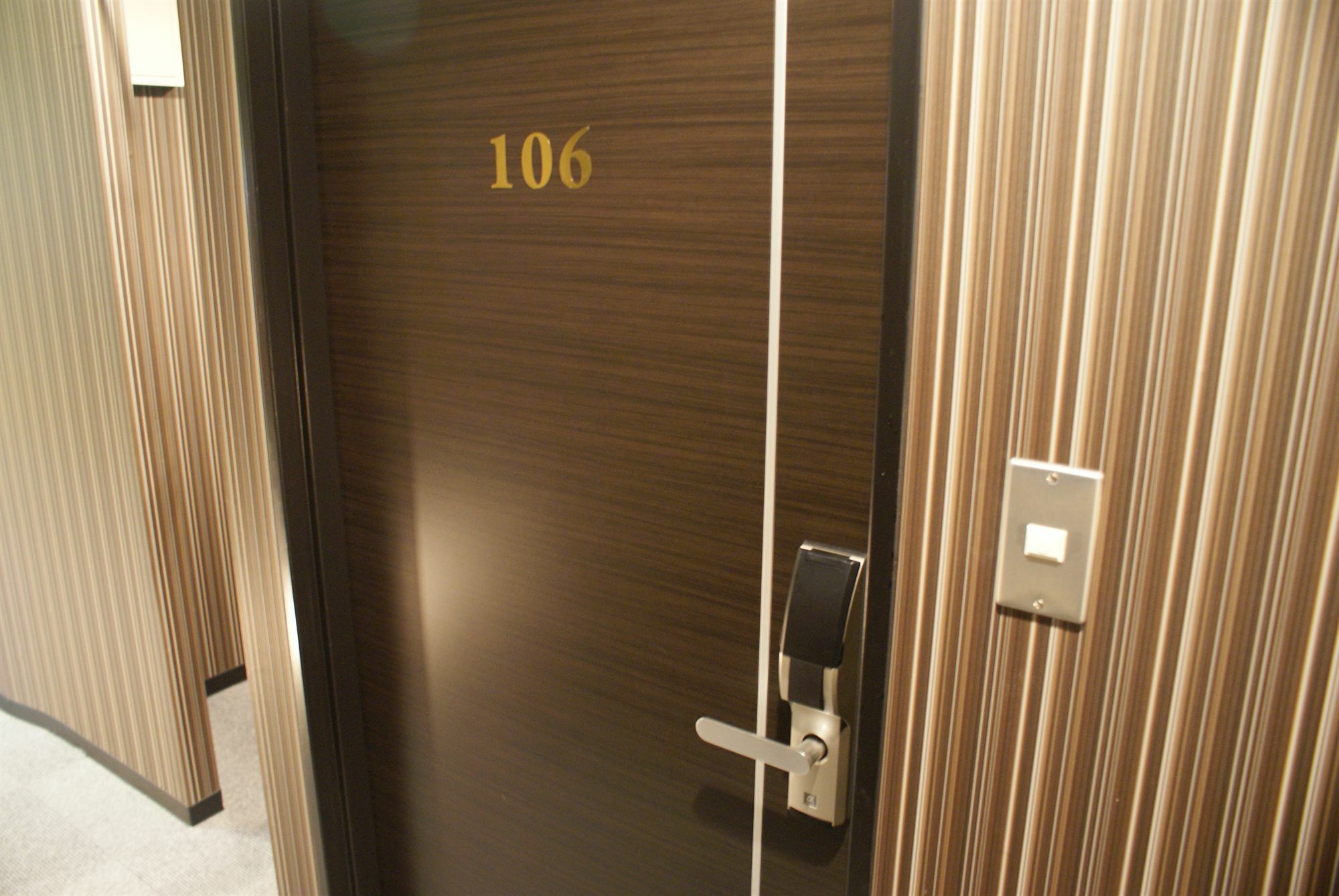 Hotel Livemax Budget ShinŌsaka Extérieur photo